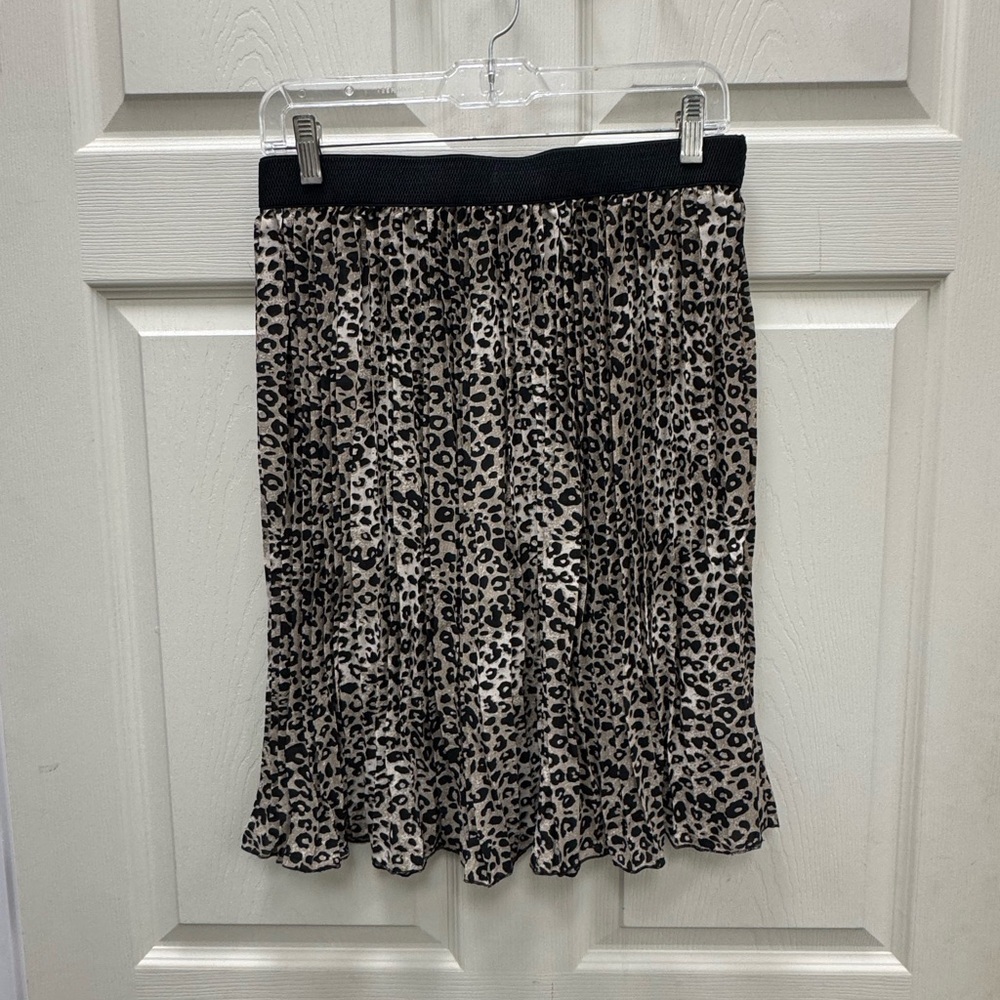 new directions Leopard Print Pleated Skirt - Black and Beige
